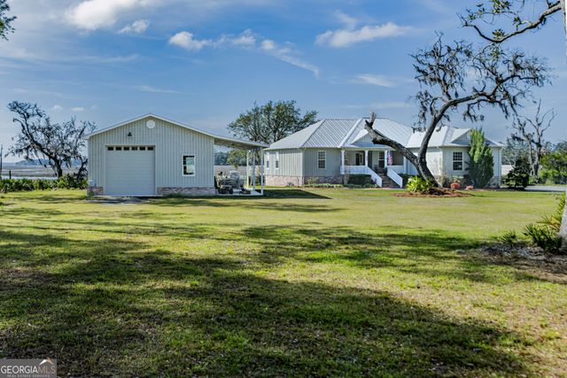 493 Harbor View Drive, Woodbine, GA 31569