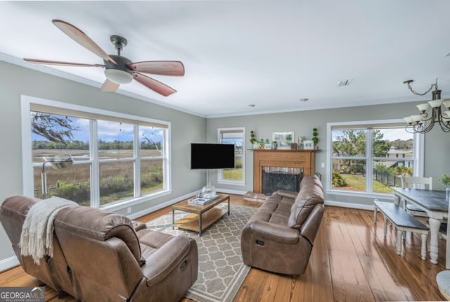 493 Harbor View Drive, Woodbine, GA 31569