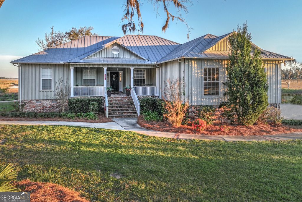 493 Harbor View Drive, Woodbine, GA 31569