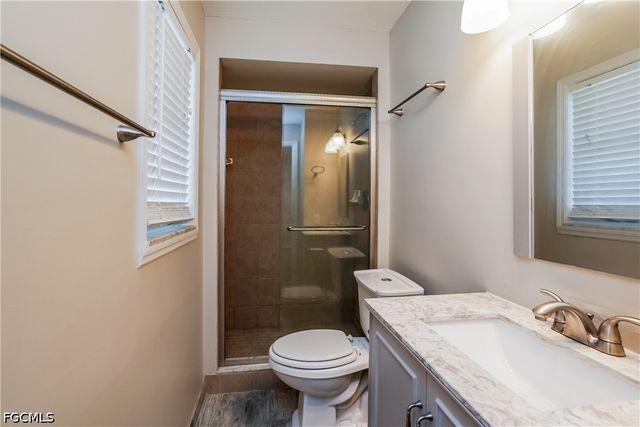 1437 SE 14th TER, Cape Coral, FL 33990