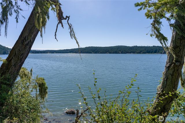 304 Frances Lane, Lopez Island, WA 98261