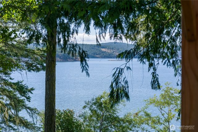 304 Frances Lane, Lopez Island, WA 98261