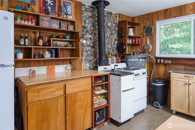 304 Frances Lane, Lopez Island, WA 98261