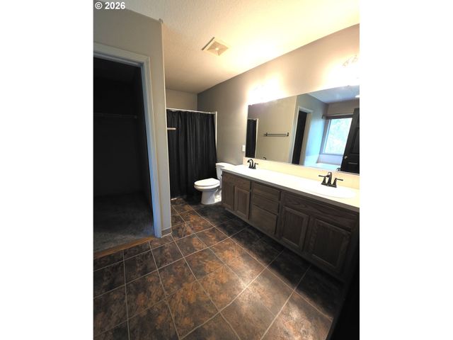 2703 Sw 11TH St, Battle Ground, WA 98604