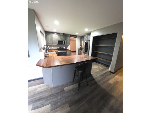 2703 Sw 11TH St, Battle Ground, WA 98604