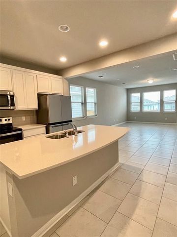 125 Kellys Heroes WAY, Jarrell, TX 76537