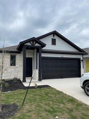 125 Kellys Heroes WAY, Jarrell, TX 76537