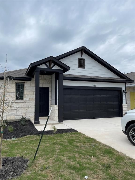 125 Kellys Heroes WAY, Jarrell, TX 76537