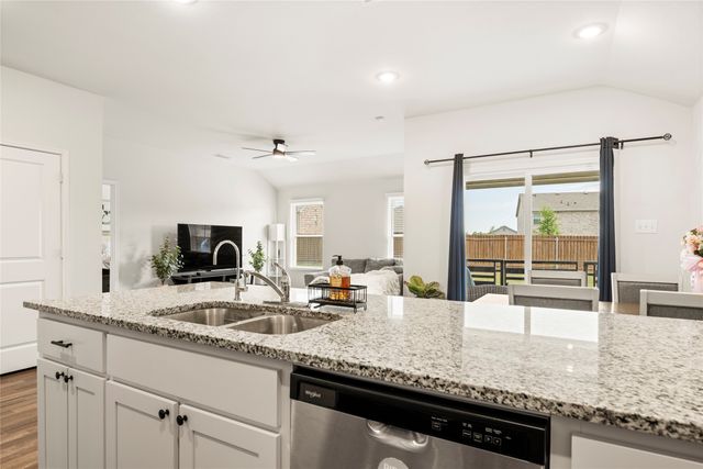 3640 Chestnut Oak Drive, Dallas, TX 75253