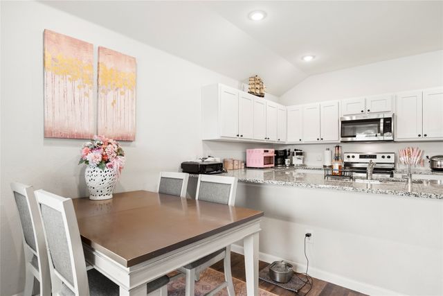 3640 Chestnut Oak Drive, Dallas, TX 75253