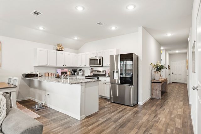 3640 Chestnut Oak Drive, Dallas, TX 75253