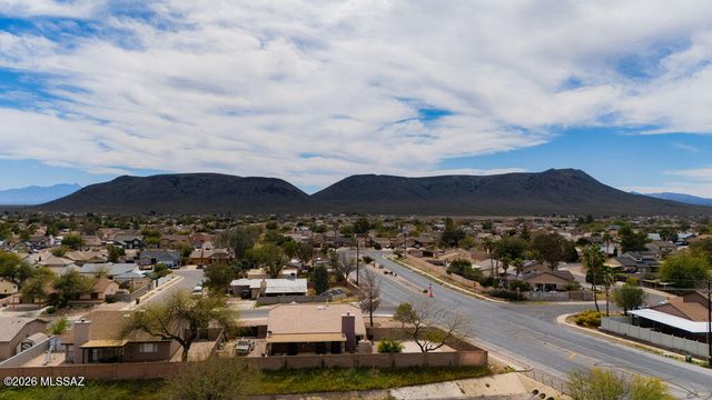 3297 W Avenida Manana, Tucson, AZ 85746