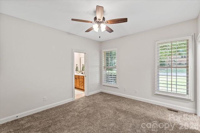 7832 Chapel Creek Drive, Denver, NC 28037