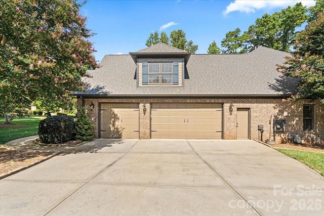 7832 Chapel Creek Drive, Denver, NC 28037