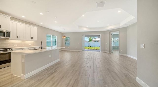 8063 ANTHIRIUM LOOP, Sarasota, FL 34240