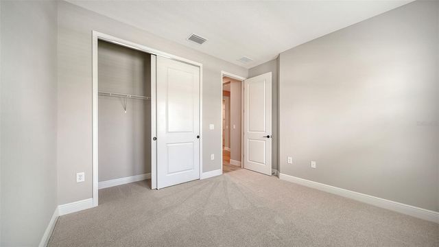 8063 ANTHIRIUM LOOP, Sarasota, FL 34240