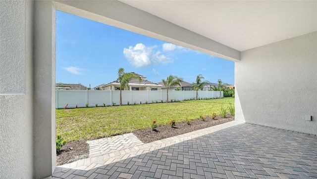 8063 ANTHIRIUM LOOP, Sarasota, FL 34240