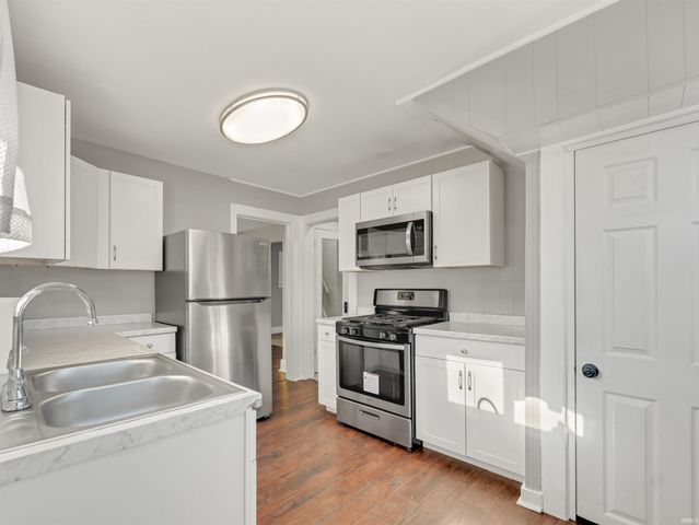 4103 Fairfield Avenue, Fort Wayne, IN 46807