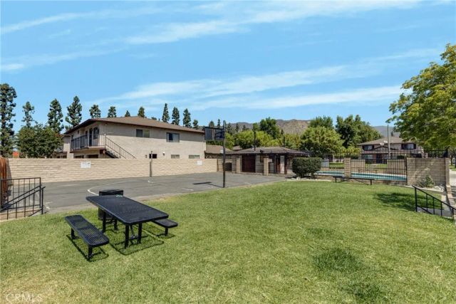 1191 W Calle Del Sol 3, Azusa, CA 91702