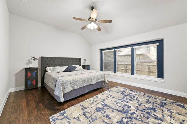 501 Oakcrest Drive, Justin, TX 76247