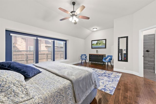 501 Oakcrest Drive, Justin, TX 76247