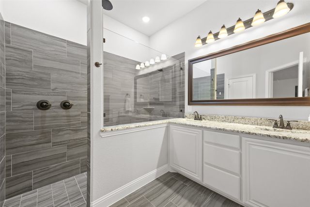 501 Oakcrest Drive, Justin, TX 76247