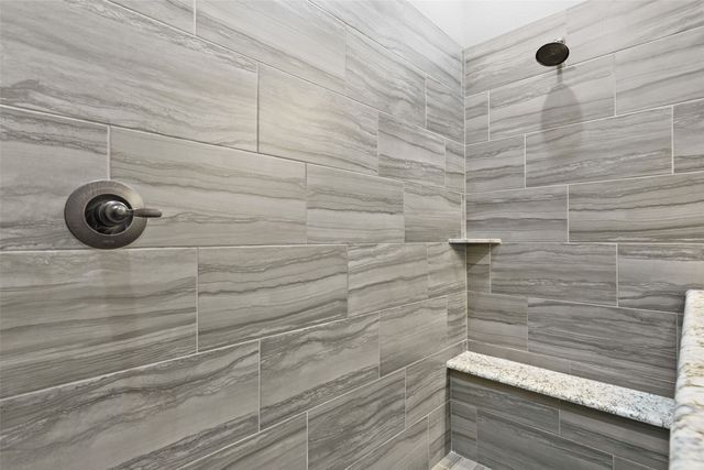 501 Oakcrest Drive, Justin, TX 76247