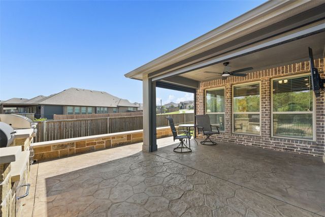 501 Oakcrest Drive, Justin, TX 76247