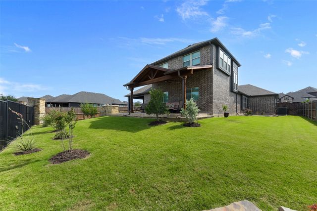 501 Oakcrest Drive, Justin, TX 76247