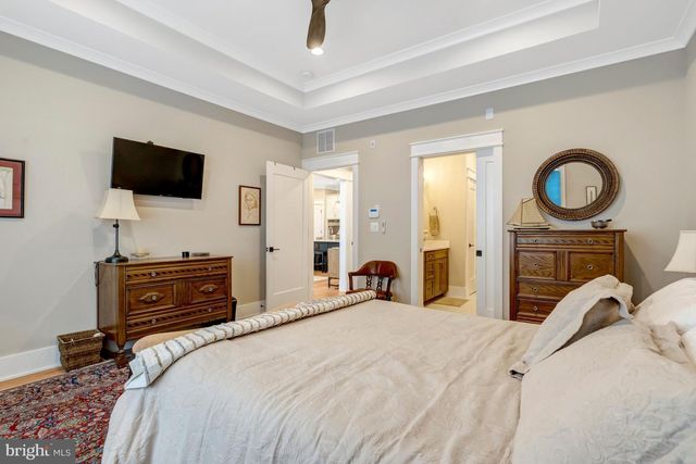 105 COURTHOUSE RD SW, Vienna, VA 22180