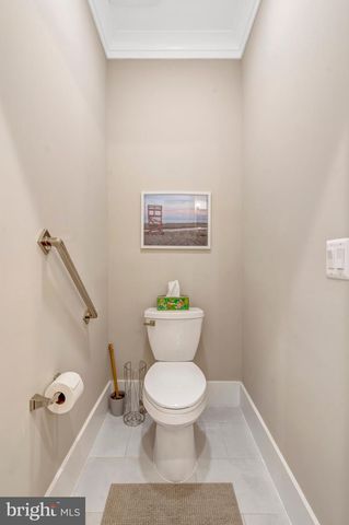 105 COURTHOUSE RD SW, Vienna, VA 22180