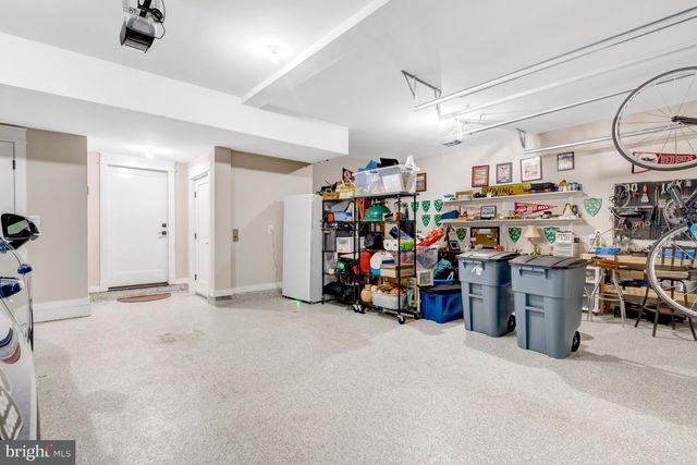 105 COURTHOUSE RD SW, Vienna, VA 22180