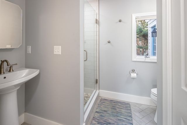 26 Mattakiset Rd, Mattapoisett, MA 02739