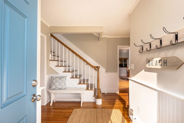 26 Mattakiset Rd, Mattapoisett, MA 02739