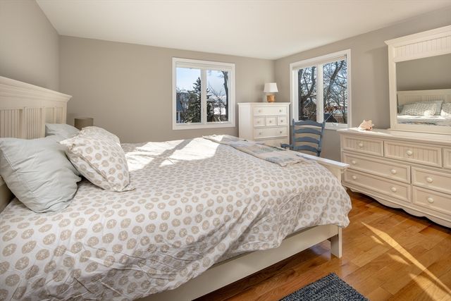 26 Mattakiset Rd, Mattapoisett, MA 02739