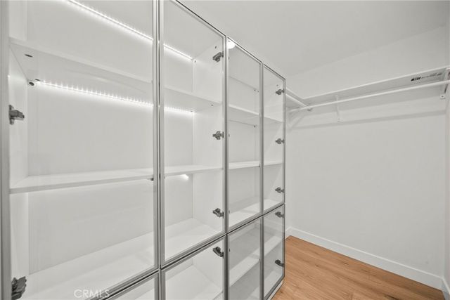 7660 Radford Avenue, North Hollywood, CA 91605