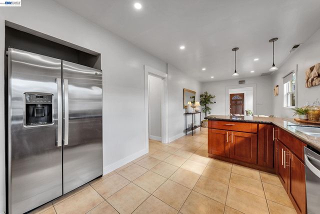 4471 Tulip Ave, Oakland, CA 94619