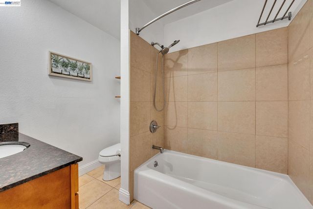 4471 Tulip Ave, Oakland, CA 94619