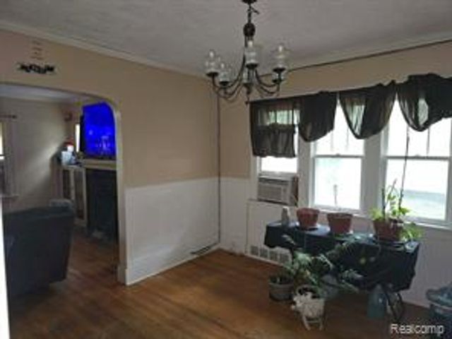 802 Marquette Street, Flint, MI 48504