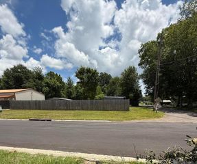 403 Deemer St, Denham Springs, LA 70726