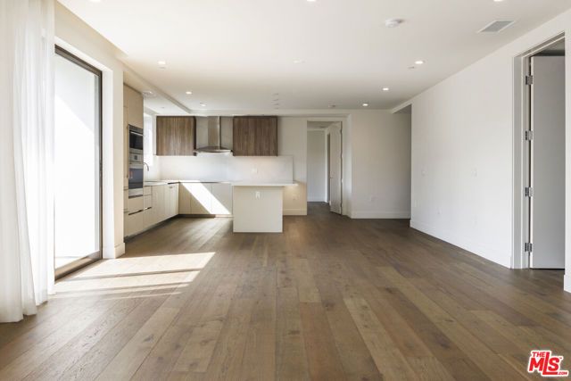 411 S Hamel Road 308, Los Angeles, CA 90048