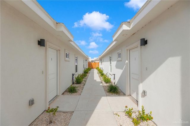 3308 Whetstone Avenue, Mcallen, TX 78504