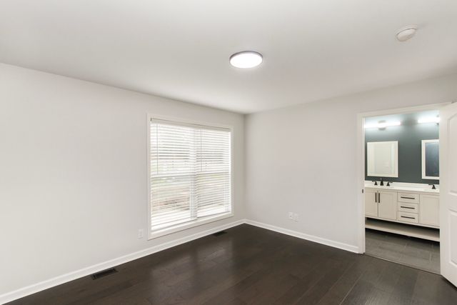 2013 Leslee Way, Lawrenceburg, KY 40342