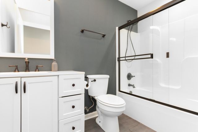 2013 Leslee Way, Lawrenceburg, KY 40342