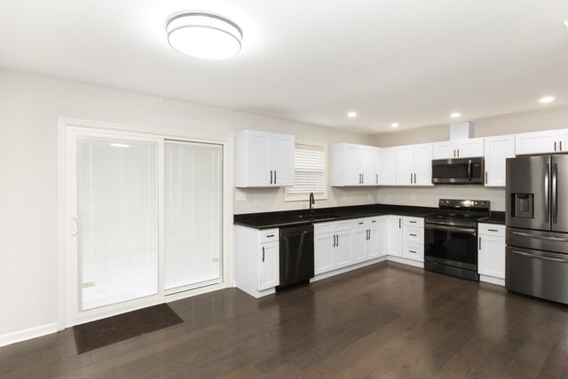 2013 Leslee Way, Lawrenceburg, KY 40342