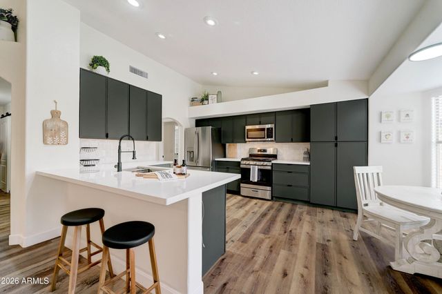 12910 W VERNON Avenue, Avondale, AZ 85392