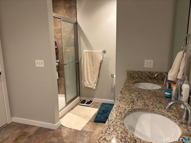 133 Harbor Close 133, New Haven, CT 06519