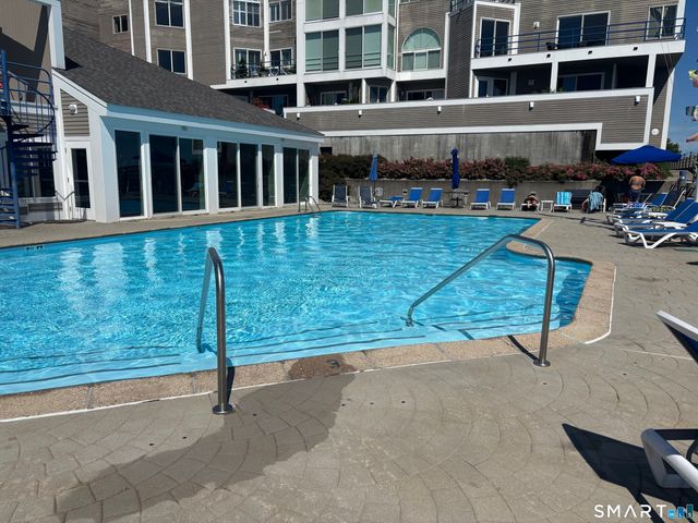 133 Harbor Close 133, New Haven, CT 06519