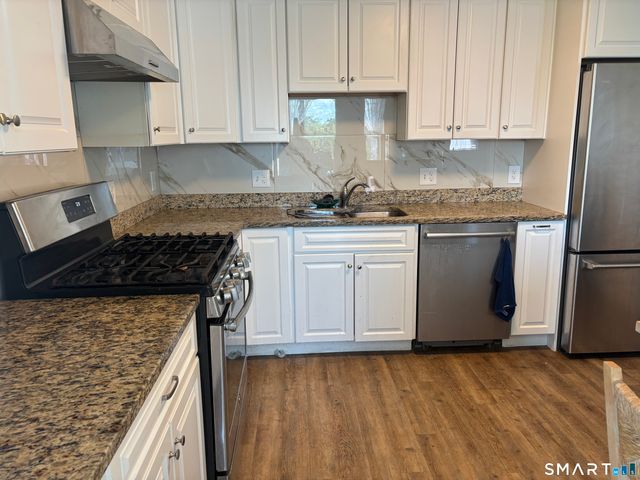 133 Harbor Close 133, New Haven, CT 06519