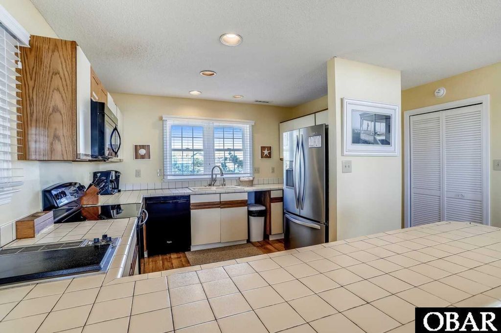 Image 7 of property listing at 1278 Duck Road Unit: Lot 51, Duck, NC 27949